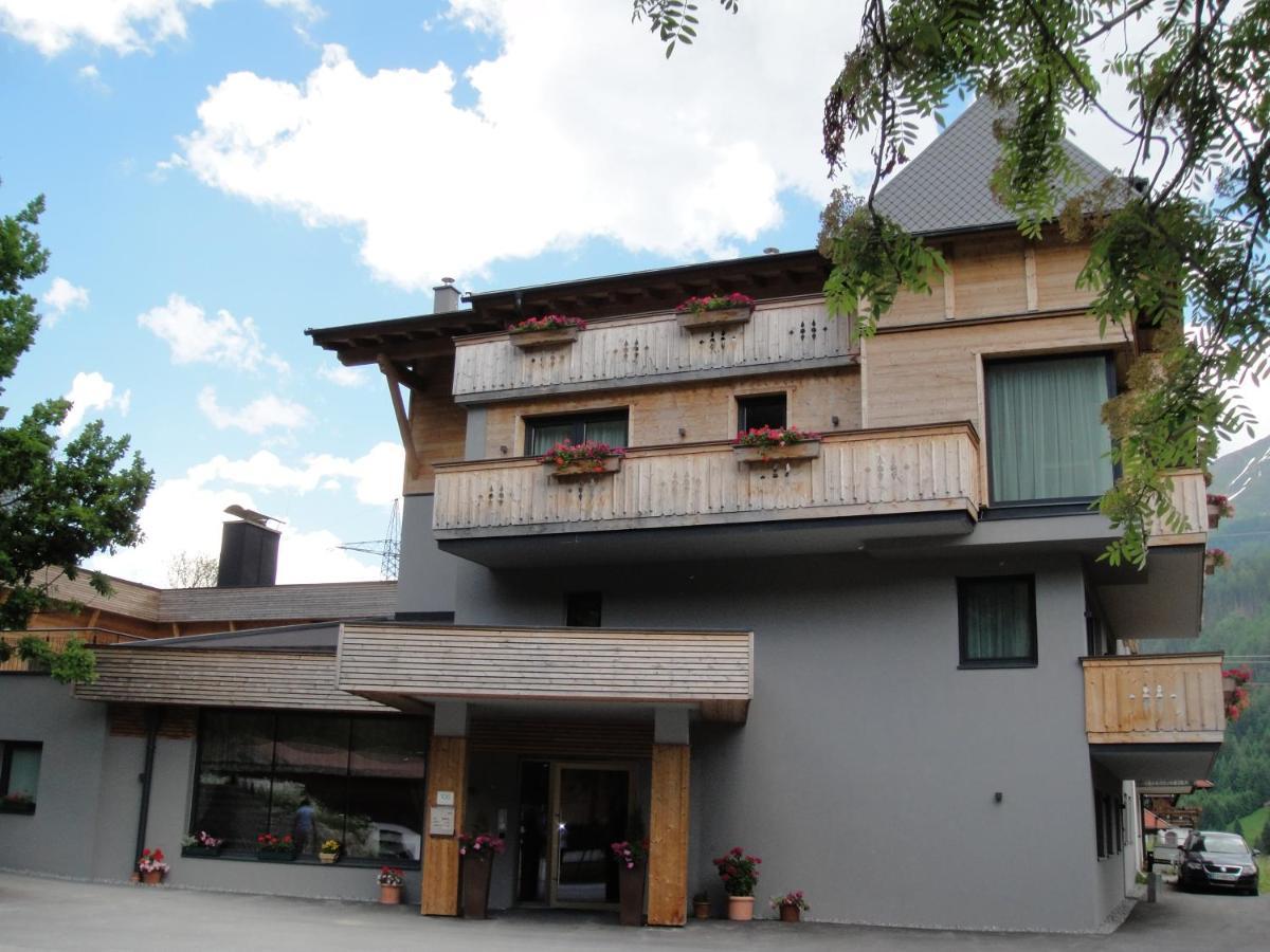 Haus Alt St. Anton Apartment Sankt Anton am Arlberg Bagian luar foto